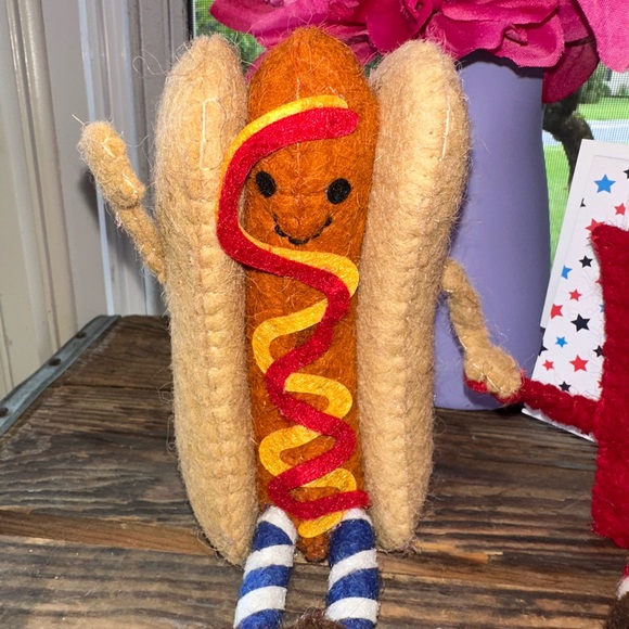 Hot Dog French Fries Holding Hands NWT Patriotic/ Summer/ Bbq Decor - Picture 2 of 6